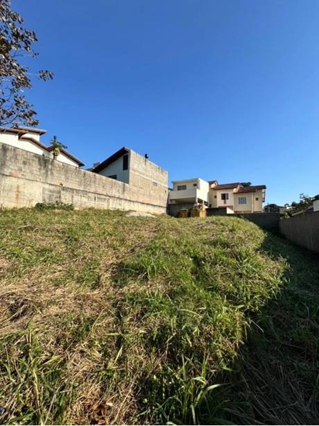 Terreno de 360m² no Bairro Real Parque - São José/SC